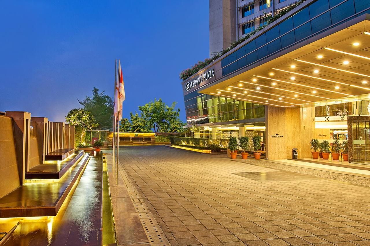 Crowne Plaza Ahmedabad City Centre By Ihg Εξωτερικό φωτογραφία