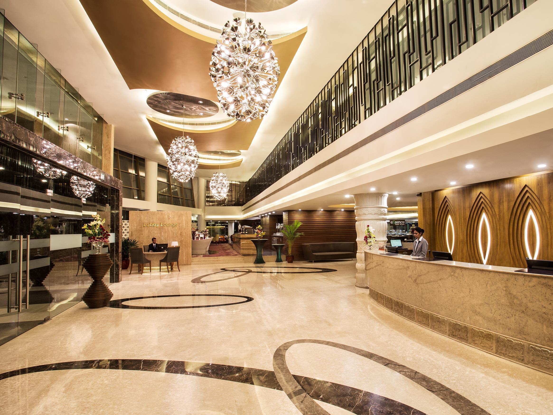 Crowne Plaza Ahmedabad City Centre By Ihg Εξωτερικό φωτογραφία