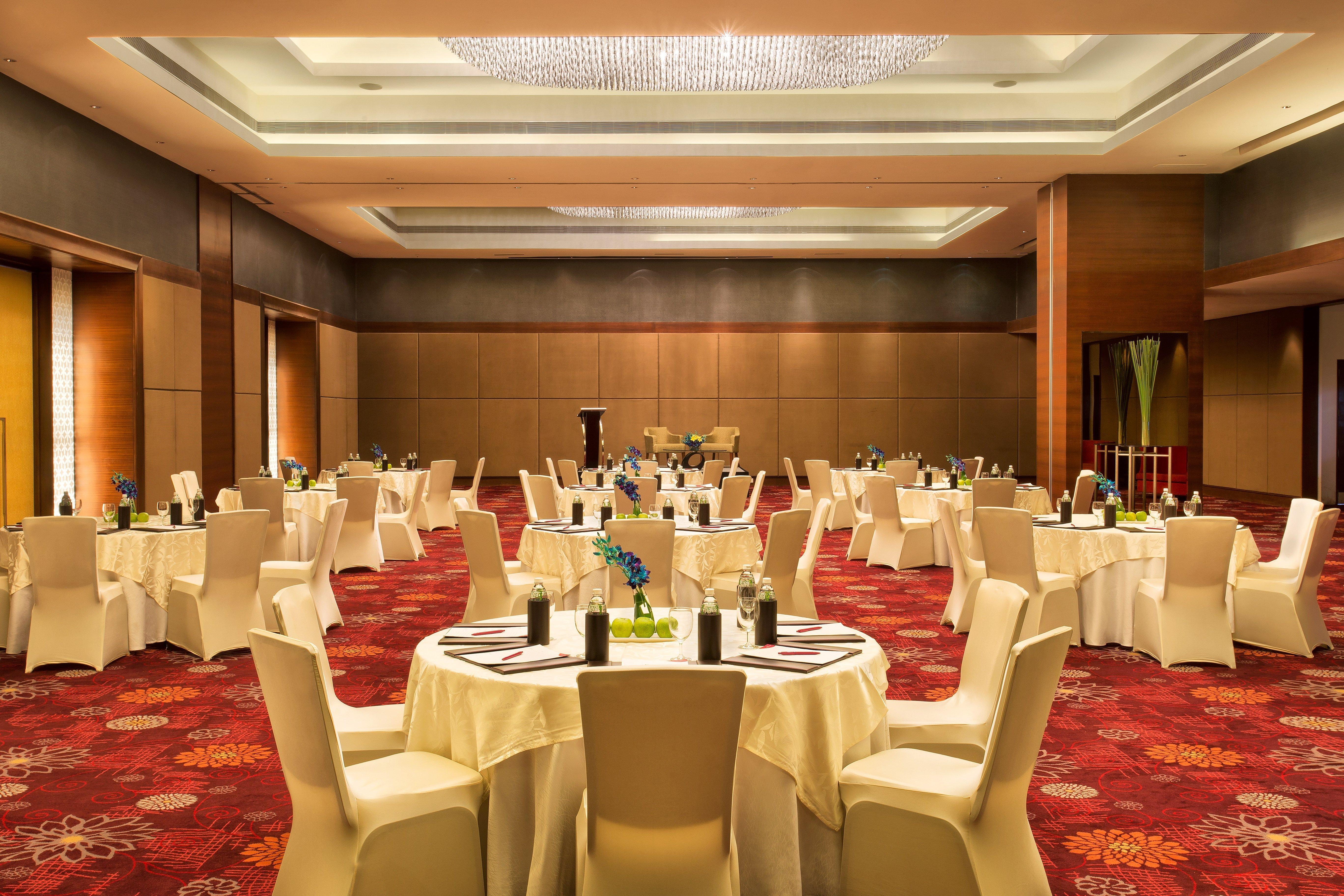 Crowne Plaza Ahmedabad City Centre By Ihg Εξωτερικό φωτογραφία